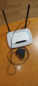 Router tp-link Model TL-WR841N - 2