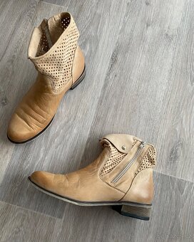 Kožené kotníkové boty vel. 40 - 2