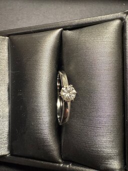 Zásnubní prsten s pravým diamantem 0,32ct - 2