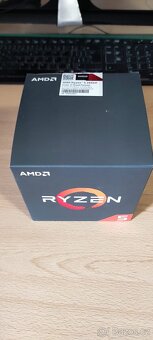 AMD ryzen 5 2600x s chladičem - 2