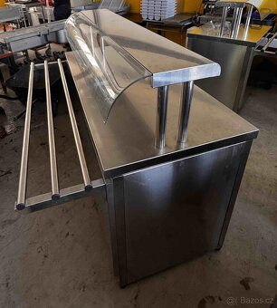 Výdejní - servírovací stoly linky - 2