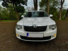 Škoda Superb combi 2.0tdi bez koroze - 2