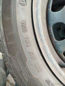 Pneu 205/55/16 - 2