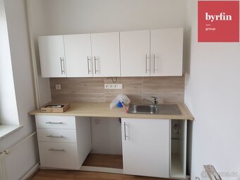 Pronájem bytu 1+kk, Hradec nad Moravicí - 2