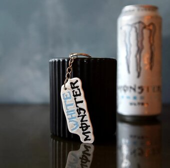 White Monster kľúčenka - 2