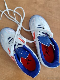 Dětské turfy adidas velikost 29. - 2