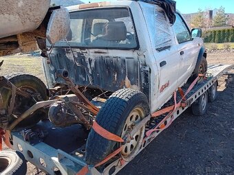 Nissan navara pickup D22 2.5td 76kw - 2