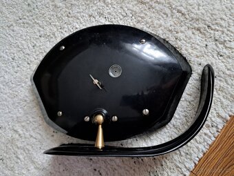 retro hodiny Brusel - 2