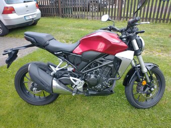 Honda CB300R - V super stavu - 2