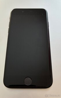 IPHONE SE 2020 64GB TOP + kryt - 2