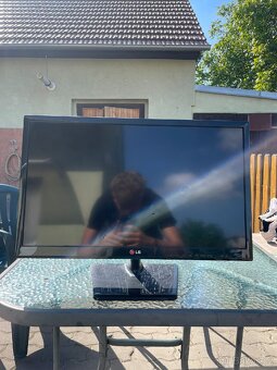 LCD monitor s TV LG - 2