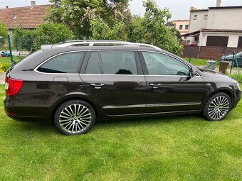Škoda Superb 2 Face 2015 2.0 TDi 125kW DSG Laurin a Klement - 2