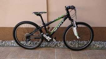 Juniorské kolo SCOTT Scale JR 24 8-12LET - 2