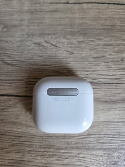 Apple AirPods 4 s ANC - 2