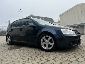 Golf 5 R - 2
