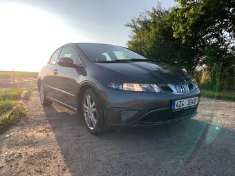 Honda Civic 8g Ufo - 2