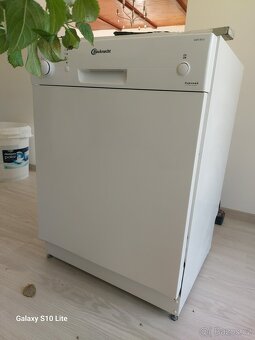 Myčka Bauknecht - 2