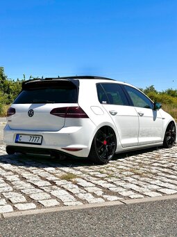 Golf GTI VII PERFORMANCE - Airlift/ DSG / Pano / Kamera - 2