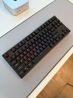Mechanická klávesnice CZC + myš Razer DeathAdder Essential - 2