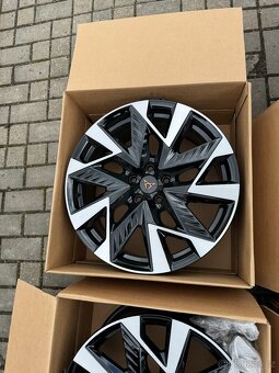 ORIGINÁL Alu CUPRA FORMENTOR R19, 5x112 - ZÁNOVNÍ - 2