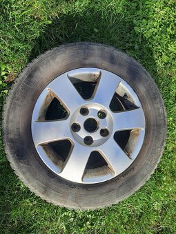 Prodám na alu discích 4x pneu Michelin 195/65 R15 - 2