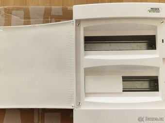 Rozvodnice NOARK - 24 pozic, IP40, PNS 24W - 2