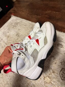Kotníkové tenisky Nike Jordan vel. 42 (26,5 cm) - 2