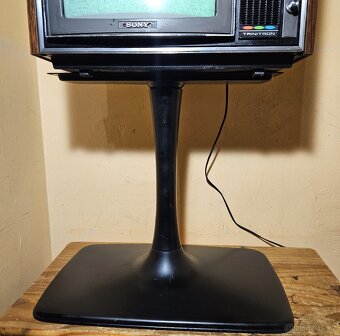 Vintage TV kovový podstavec - 2