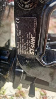 LODNÍ ZÁVĚSNÝ MOTOR - 2