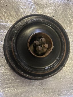 Remenice bmw f10 f11 n57 190kw - 2