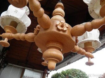 LUSTR ZLATÝ DUB - 2