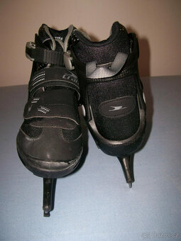 Pánské brusle  CRANE - č. 33 - 37 (dětské) - 2