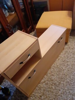 2 šatní skříně - 2