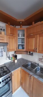 Dřevěná masivní kuchyň (dub) - 2