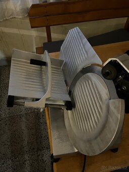 Nářezák Beckers - 2