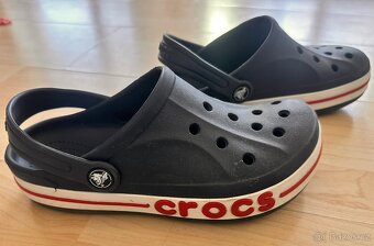 Crocs - 2
