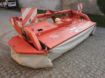 2009 3,2m Čelní disková sekačka KUHN GMD802F - 2