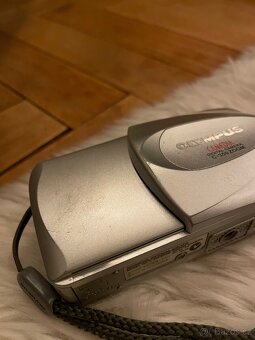 Olympus C 350 ZOOM - 2