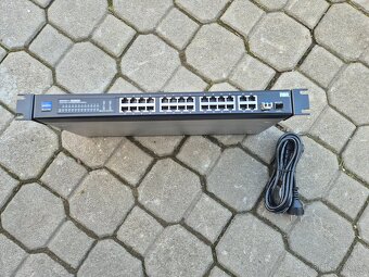 Linksys SRW224G4 switch - 2