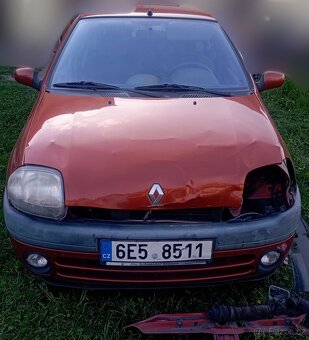 Prodám pojízdné auto Renault Clio I do 8.5.2025 - 2
