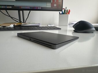Apple Magic Trackpad 3 Space Gray (Black) - 2