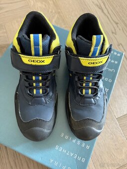 Kotníkové celorocky Geox vel. 35 super stav - 2