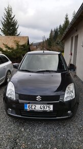 Suzuki Swift III - 2