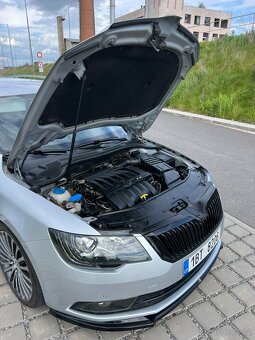 Škoda Superb 3.6 FSI FL L&K  4x4 - 2