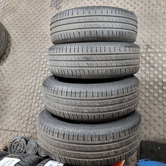 4x Letní 195/65 R15 2x6, 2x5mm
- 2