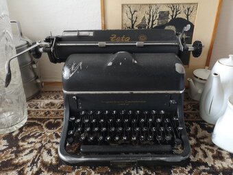 Staré psací stroje retro - 2