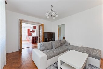 Pronájem bytu 2+1, 62 m², Pardubice – Bílé Předměstí - 2