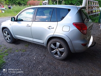 Prodam Toyotu Rav 4 - 2