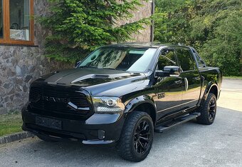 Prodám Dodge RAM SPORT 5.7 HEMI 4X4 - 2