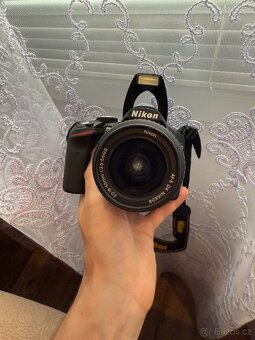 Nikon D3200 tělo + objektiv 18-55 mm + nabíječka - 2